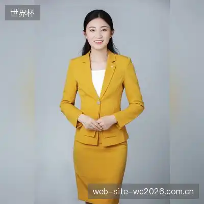 伏月彤